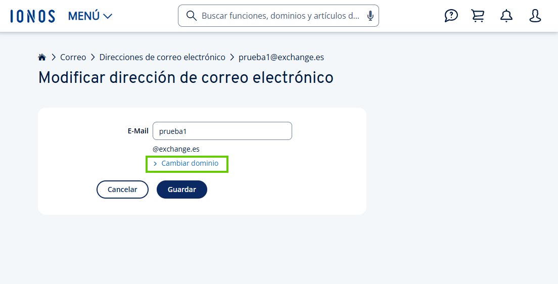 Captura de pantalla: en la página para modificar la dirección de correo electrónico, se resalta el enlace para cambiar el dominio