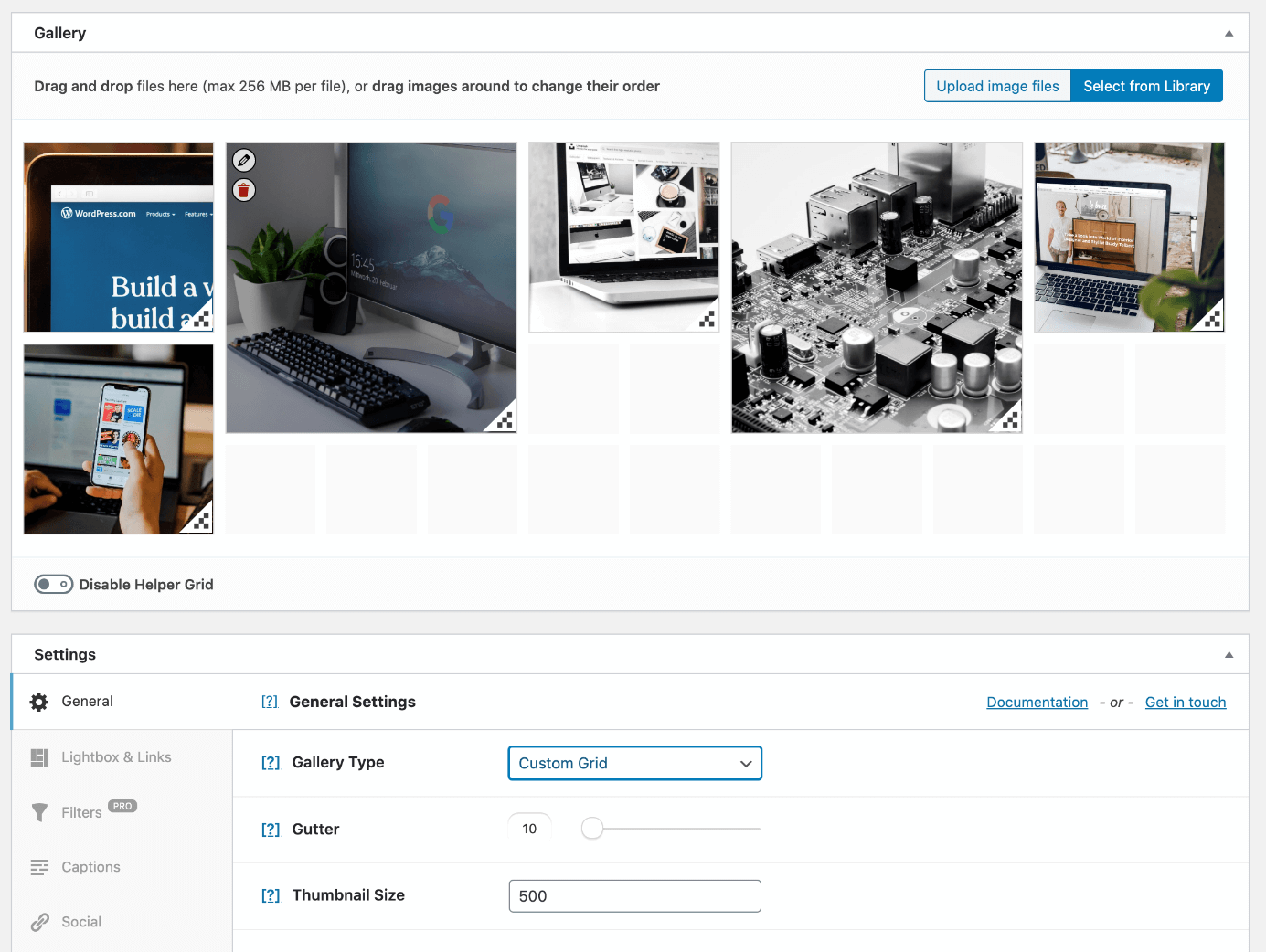 Con el tipo de galería “Custom Grid” puedes ajustar las dimensiones de las imágenes individualmente