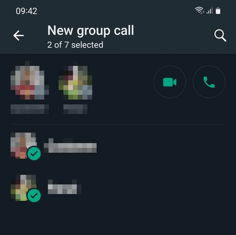 selecciona los contactos para participar en la llamada de grupo
