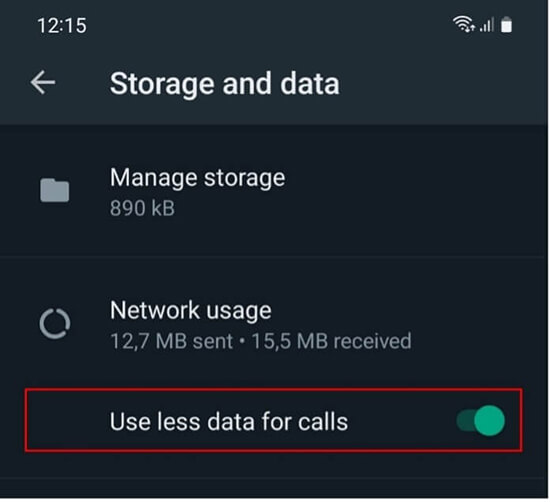 WhatsApp: Deslizar a la derecha el botón de “Usar menos datos para las llamadas” de “Almacenamiento y datos”