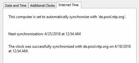 Imagen: Pestaña “Hora de Internet” en el menú “Fecha y hora” de Windows