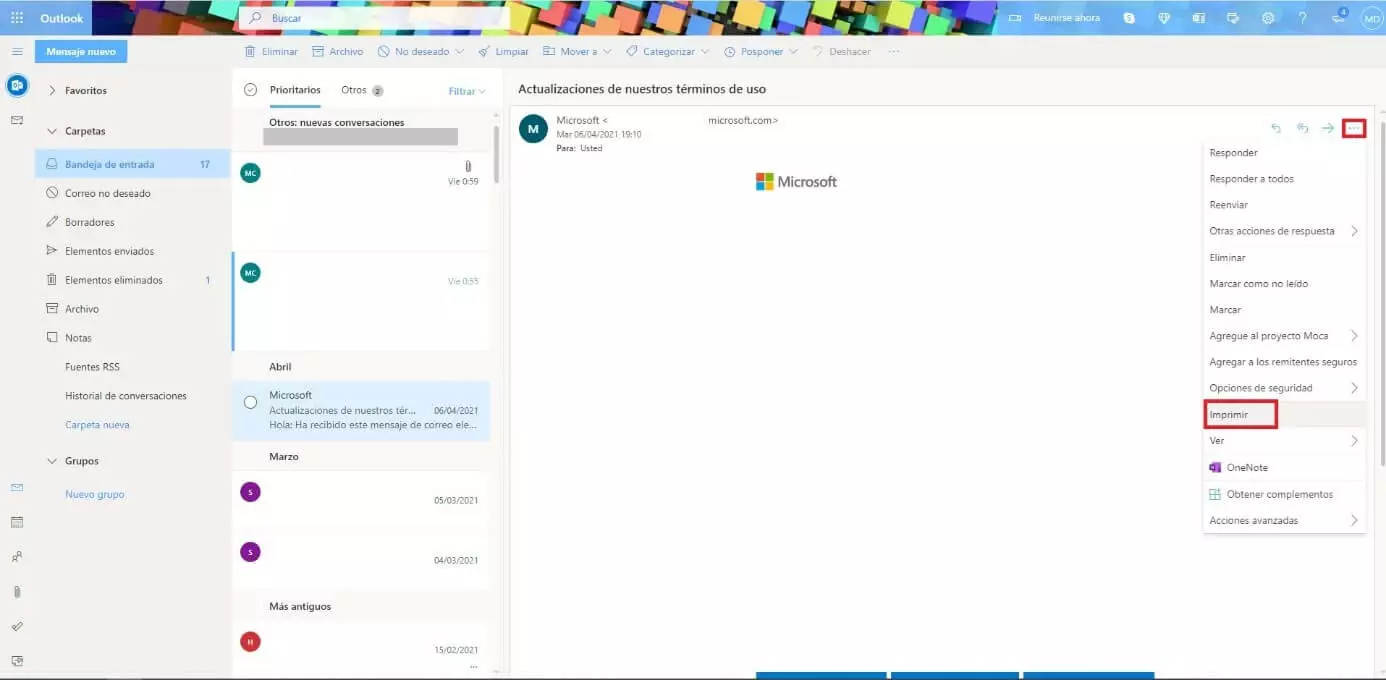 Versión web de Outlook, correo abierto y menú abierto con “Imprimir”