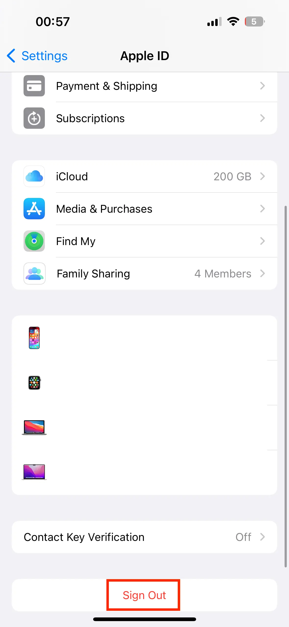 Imagen: Botón “Cerrar sesión” en el menú del ID de Apple
