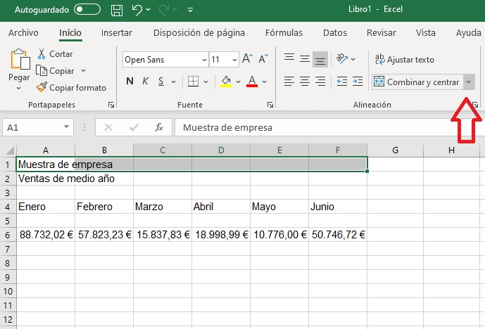 Imagen de cómo combinar y centrar un texto en Excel